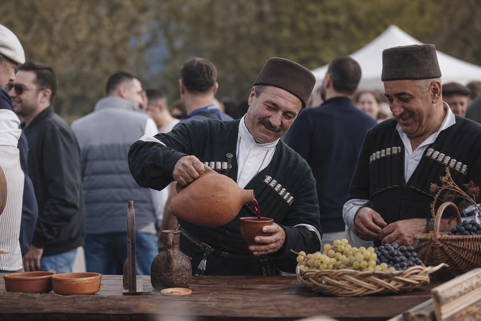 Очарование фестиваля Ртвели в Грузии: празднование вина и культуры